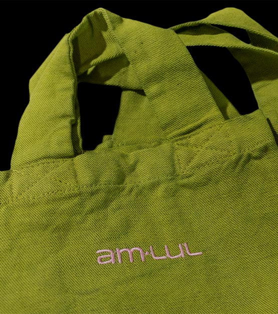 Amlul detalle bolso verde